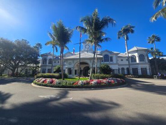 Building Photo - 9142 Cherry Oaks Ln