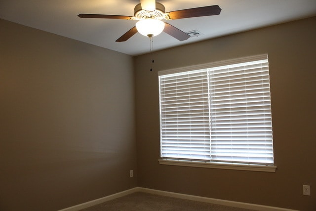 Building Photo - Beautiful 3 Bedroom, 2 Bath home for rent, short drive to Ft. Riley!