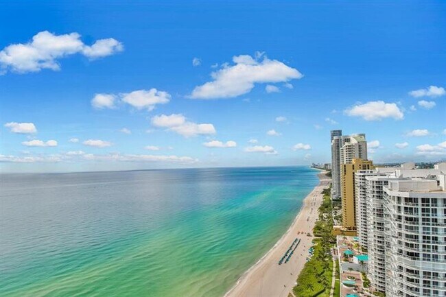 Building Photo - 16699 Collins Ave