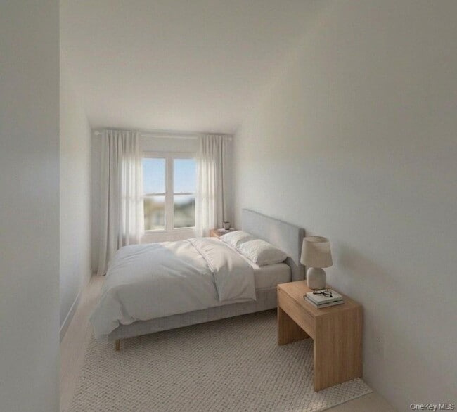 Building Photo - 11 Bay Ave