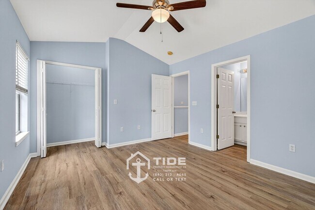 Building Photo - Townhome Living on Daniel Island