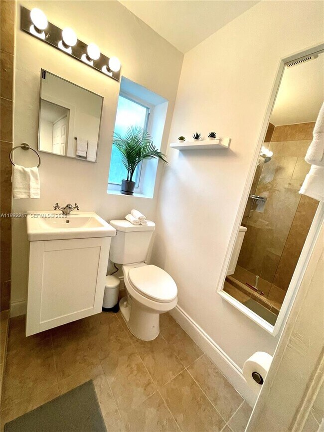 Building Photo - 8036 Harding Ave