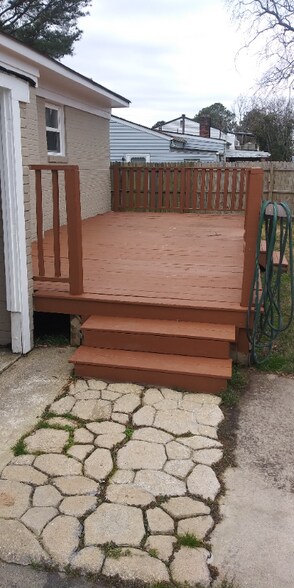 Building Photo - 3032 Pewter Rd