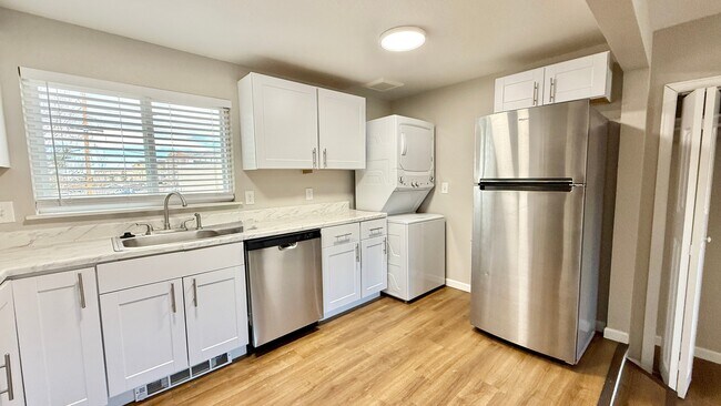 IMG_9509 - Table Mountain Townhomes