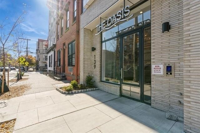 Building Photo - 139 Brunswick St