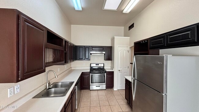 Building Photo - 12266 Tierra Loma Rd