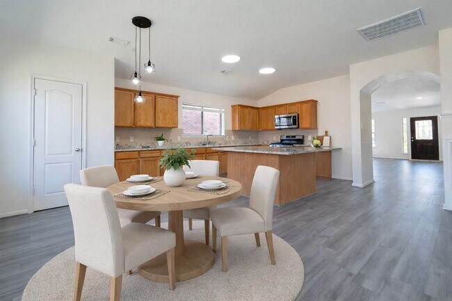 Building Photo - 1318 Hawks Nest Dr