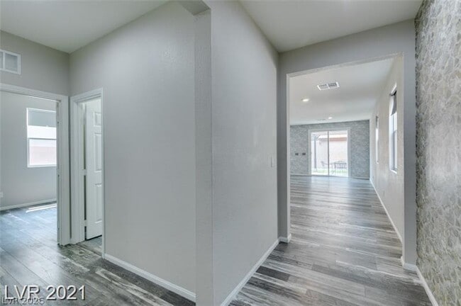 Building Photo - 5475 Ordesa Valley Rd