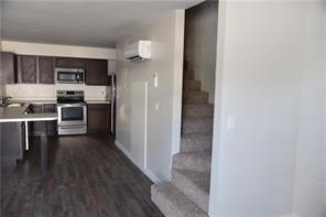 Building Photo - 710 N State St