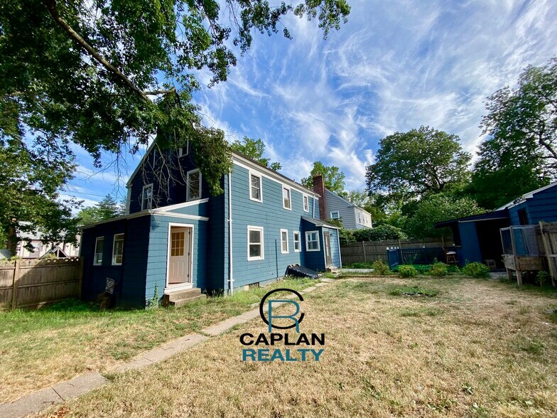 Building Photo - 170 Bellevue Rd