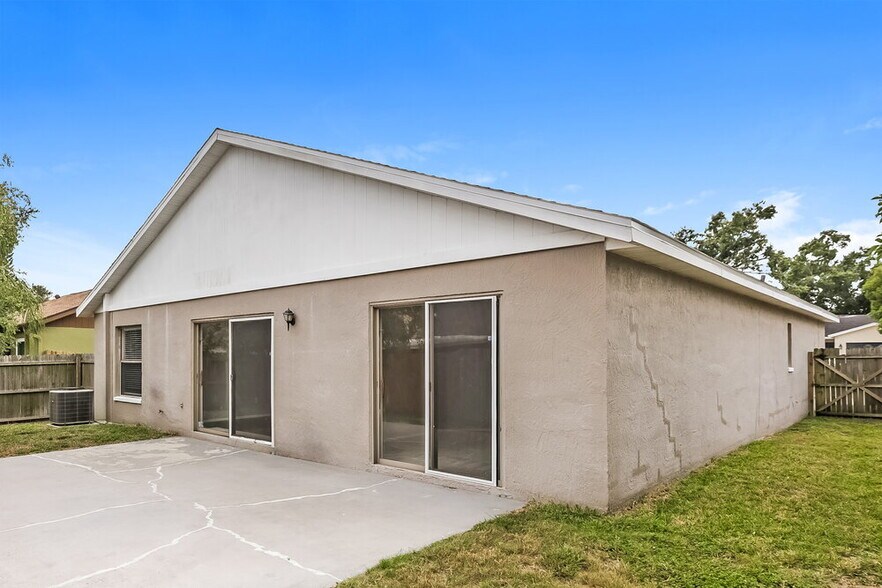 Building Photo - 11506 Smokethorn Dr