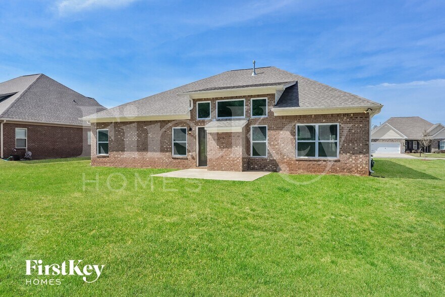 Building Photo - 5542 Bridle Way