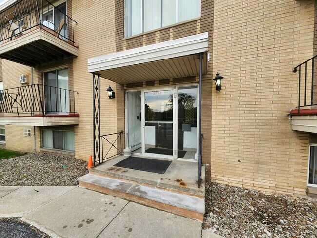 Building Photo - 5378 Lee Rd