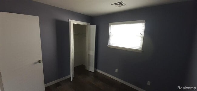 Building Photo - 1516 Marion Ave