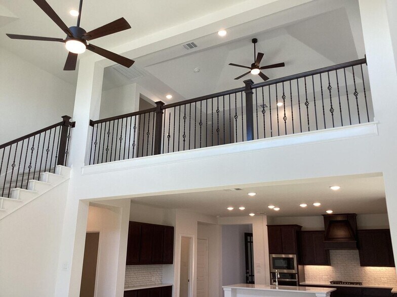 Building Photo - 1720 Sangallo Ln