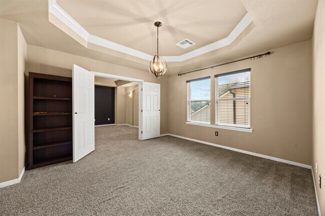 Building Photo - 13938 Sawmill Run Ln