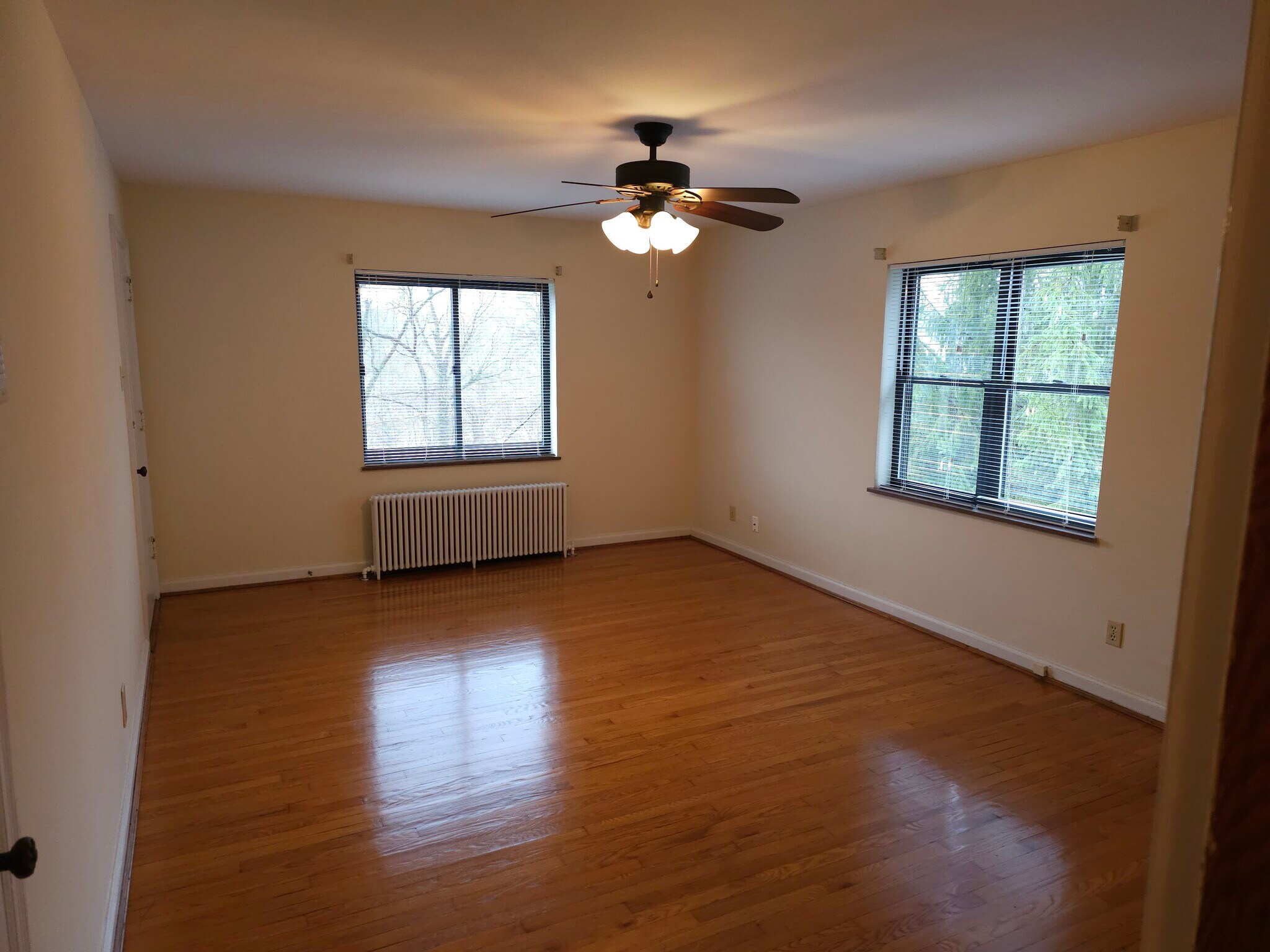 Building Photo - 234 Woolper Ave