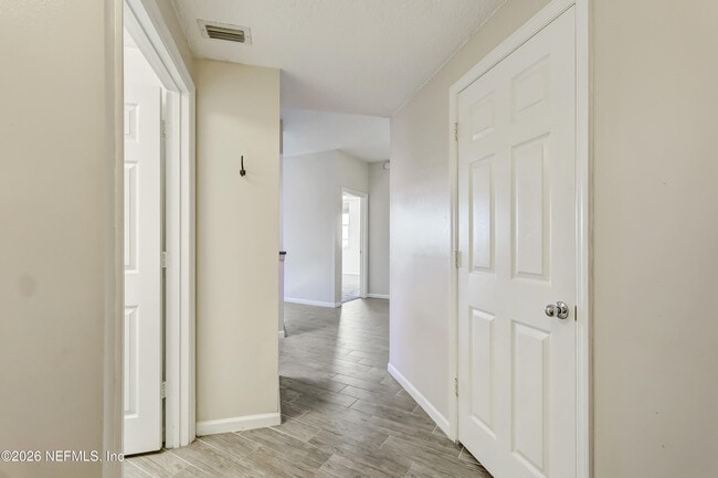 Building Photo - 3015 Aqua Vista Ln