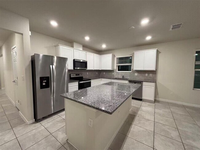 Building Photo - 1156 Sugarwood St