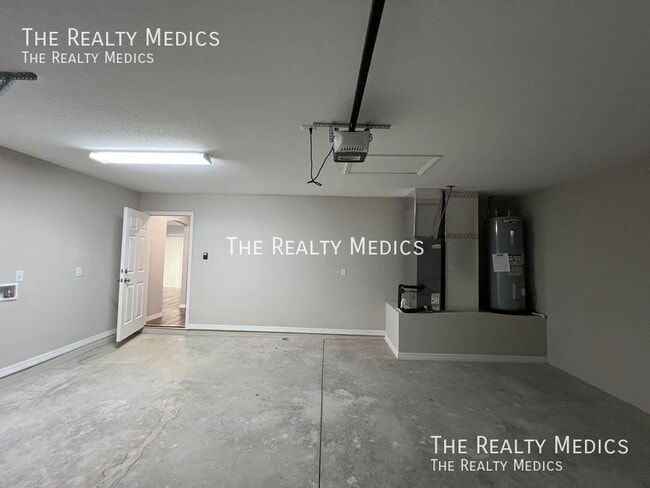 Building Photo - 3628 SE 134th St