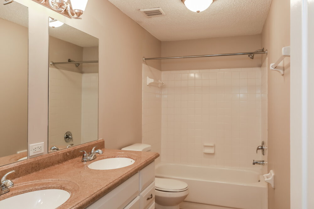 Building Photo - 8060 Creedmoor Dr