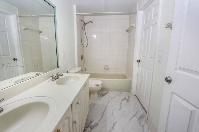 Building Photo - 7085 Nova Dr