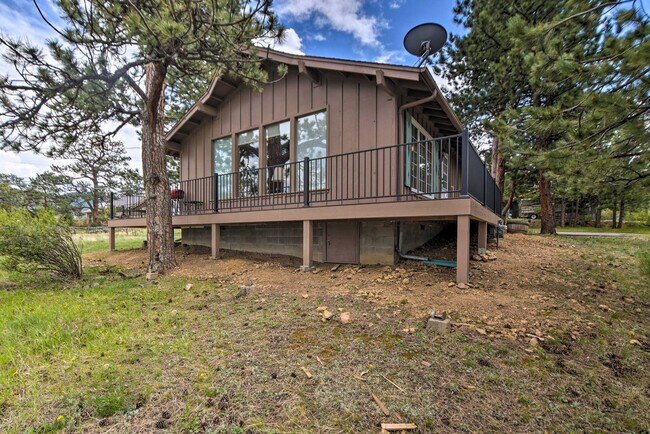 Building Photo - 2334 Carriage Dr