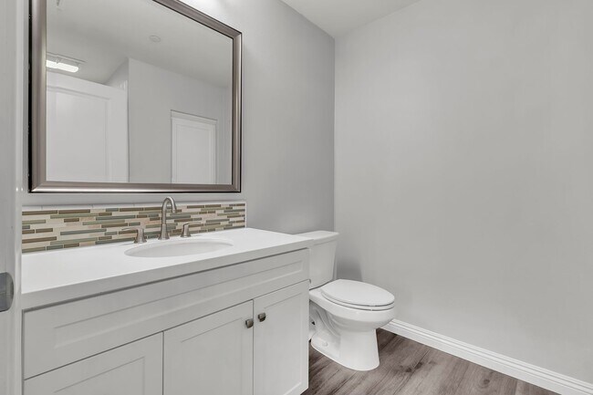 Building Photo - 76 Evening Sun