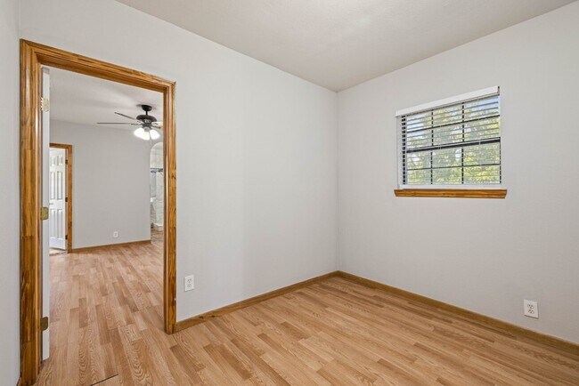 Building Photo - 12380 FM487