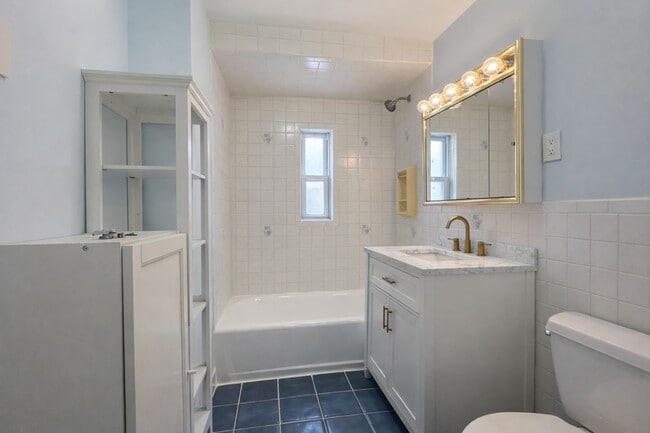 Building Photo - 68-51-68-53 Clyde St