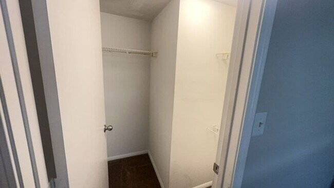 Building Photo - 2Br/2Ba Townhome in the J-town/Ferncreek area