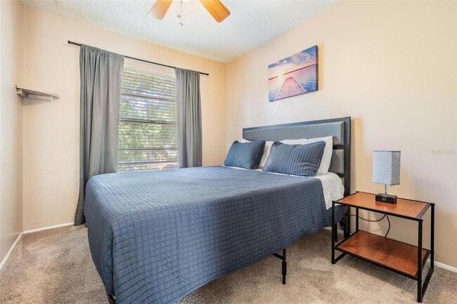Building Photo - 14631 Lake Forest Dr