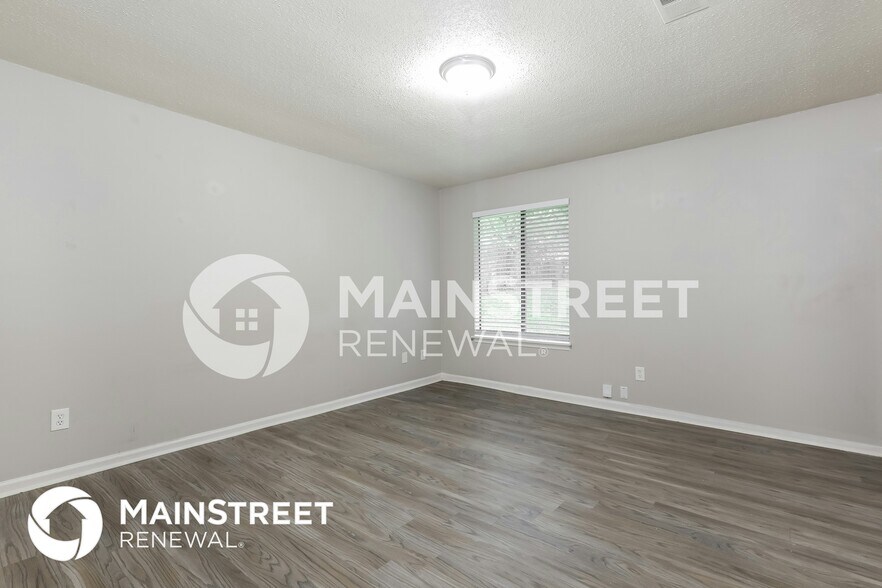 Building Photo - 661 Overlook Ct