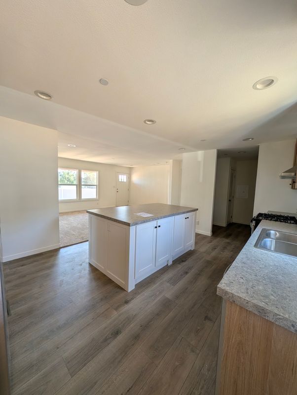 Building Photo - 25874 California 74