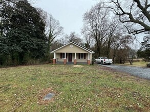 Building Photo - GREAT LOCATION!! Newly Remodeled 3-Bedroom Rental Home in Kannapolis