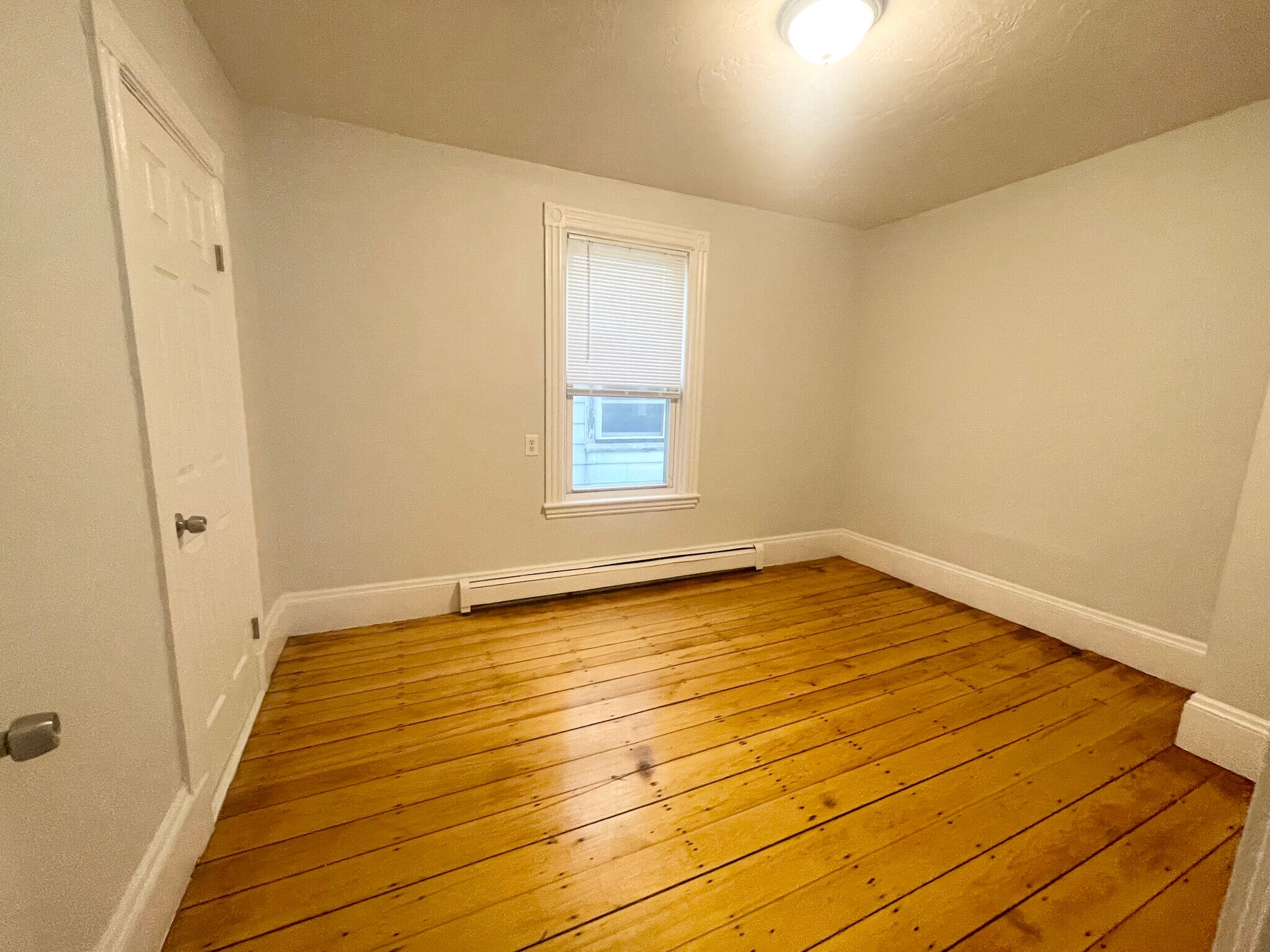 Building Photo - 22 Howell St