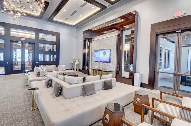 Building Photo - 9368 Eden Roc Ct