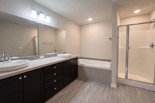 Building Photo - Beautiful 3BD Home in Hillsboro!!