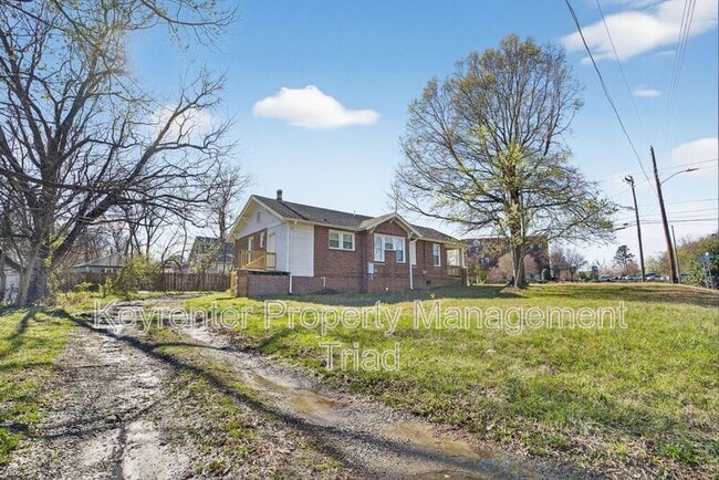 Building Photo - 2405 Freeman Mill Rd