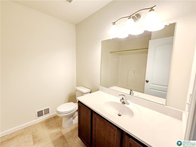 Building Photo - 422 Gray Feather Way