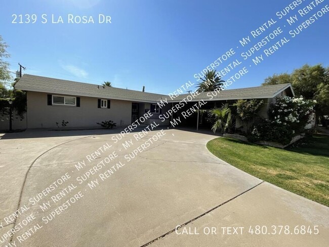 Building Photo - 2139 S La Rosa Dr