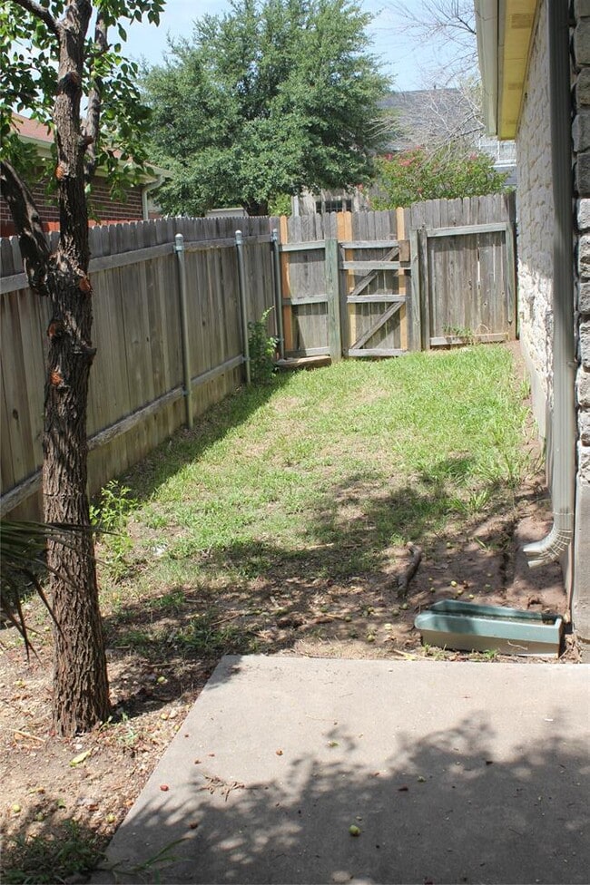 Building Photo - 1805 Whirlwind Trail