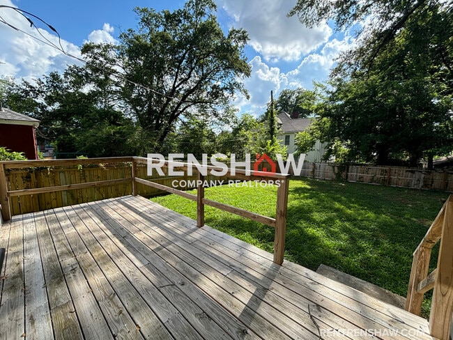 Building Photo - 59 N Willett St