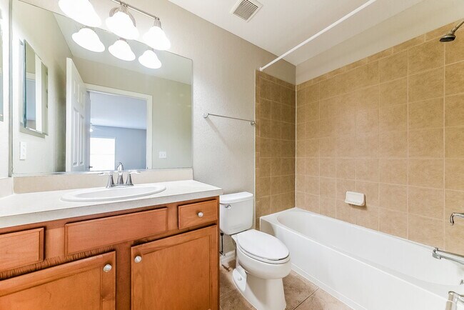 Building Photo - 7110 Chatum Light Run