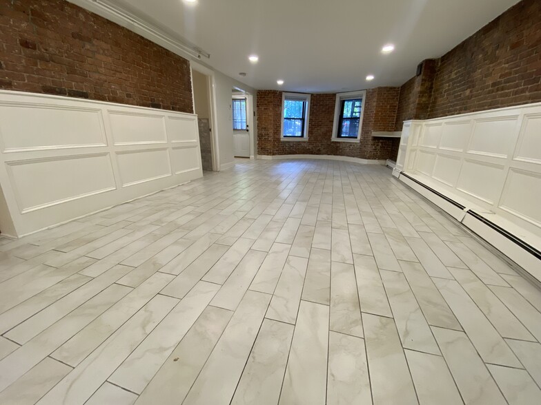 Building Photo - 482 Columbus Ave