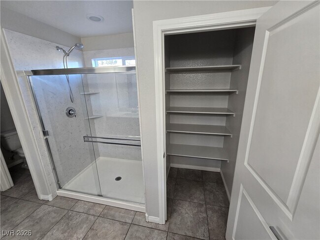 Building Photo - 1362 Reef Point Ave