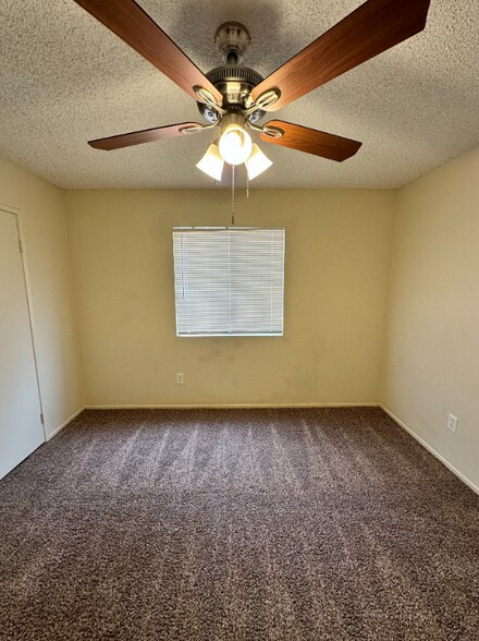 Building Photo - 5906 Challen Ave