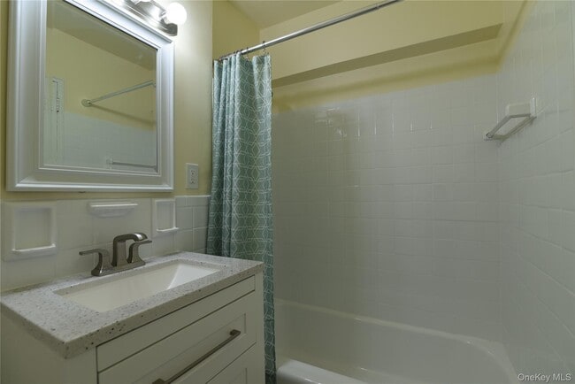 Building Photo - 54-44 Little Neck Pkwy