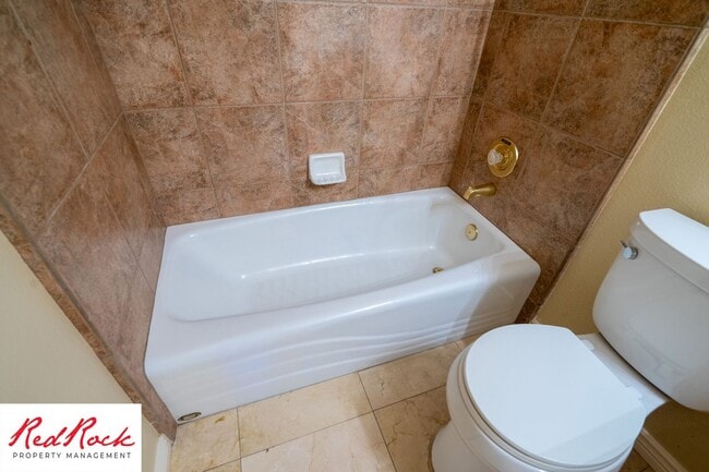 Building Photo - 3 Bedroom Home In Eagle Rock At Snow Canyon With Community Pools