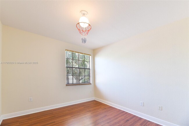Building Photo - 19115 2 River Ln